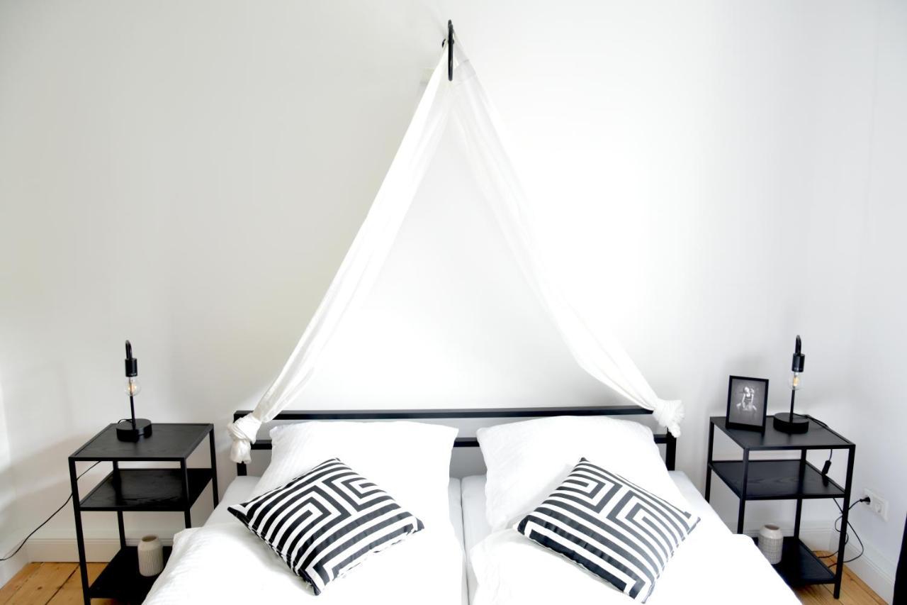 White Midsommar - Stilvolle Wohnung, 3 Schlafzimmer, Wohnzimmer, Kueche Ландсхут Экстерьер фото